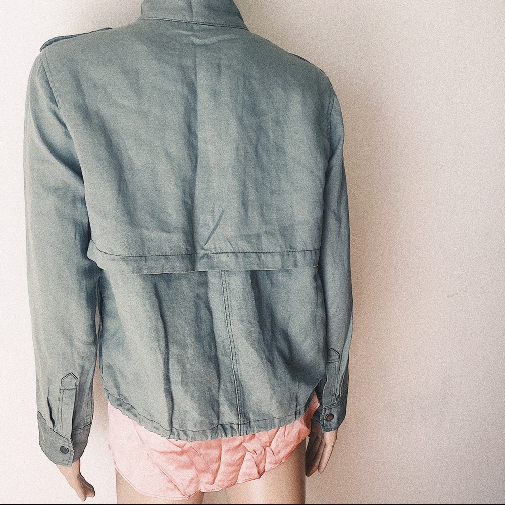 Jacket - Picture 8 of 8